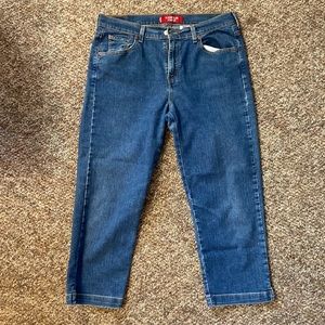 Levi's jeans size 14 miss slim fit